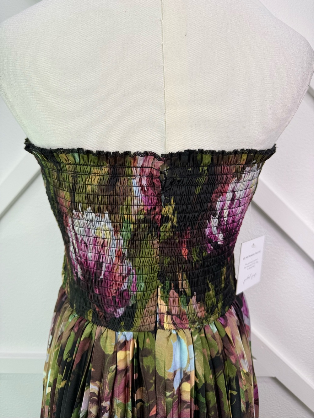 NWT Petal & Pup Angelique Pleated Strapless Maxi Dress Blurred Floral Sz Small - Picture 8 of 13